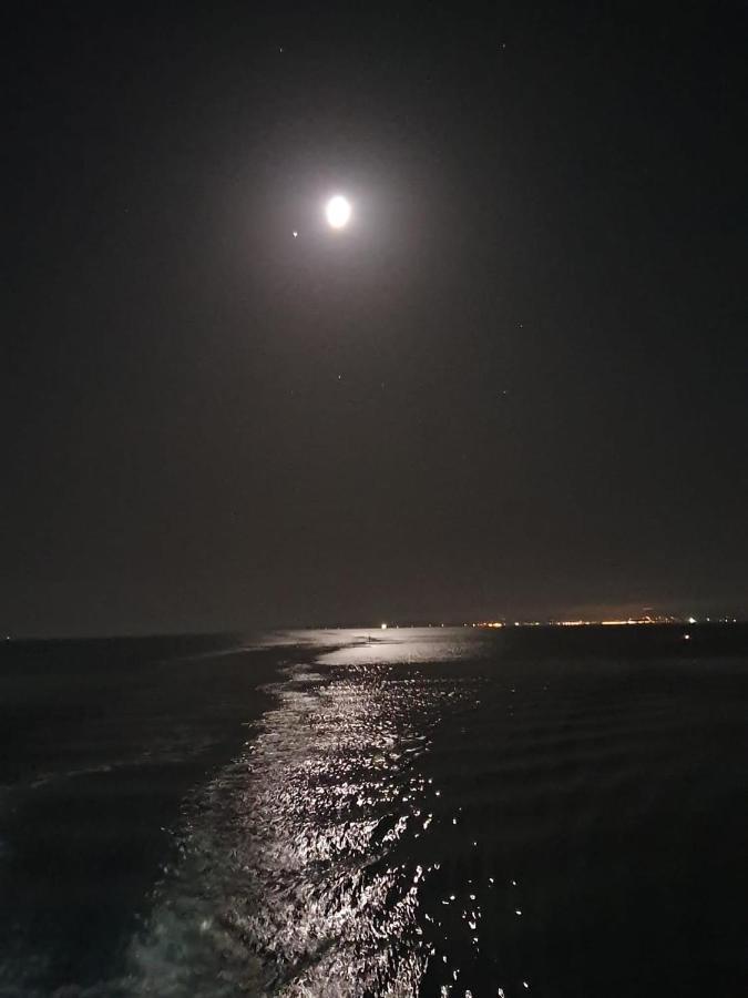 La Luna Nel Pozzo Portoscuso